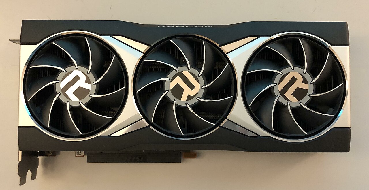 노트북 + eGPU 조합의 뼈아픈 현실: 진짜 돈값을 할까?