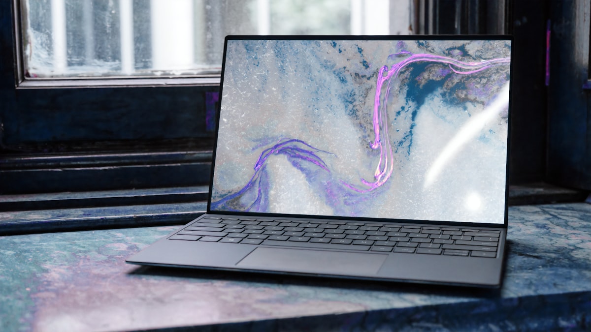 드디어 x86을 떠나다: 2026년 Windows on ARM 노트북 6개월 찐 사용기